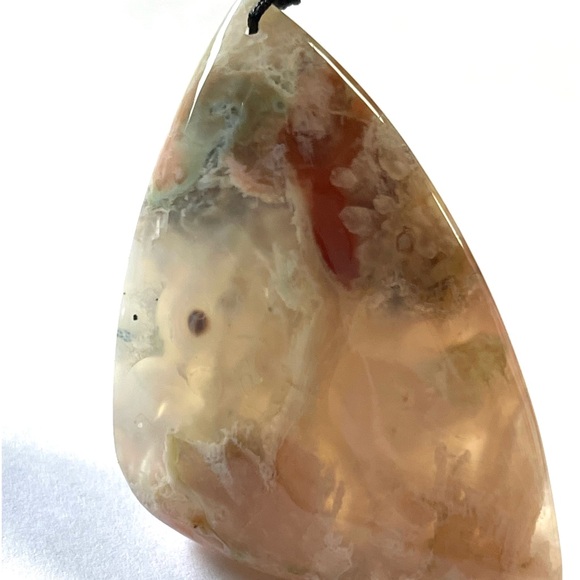 Natural Flower Agate Pendant with Cord Necklace Crystal Gemstone Jewelry - Picture 6 of 11